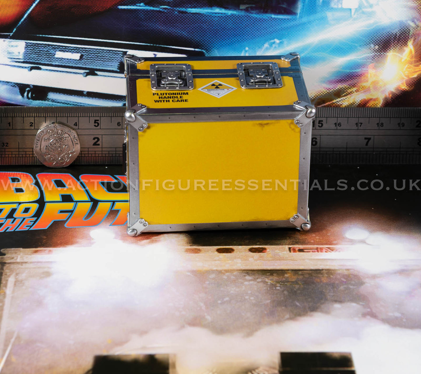 Hot Toys Doc Brown Plutonium Case MMS610 Deluxe 1/6 Figure Parts