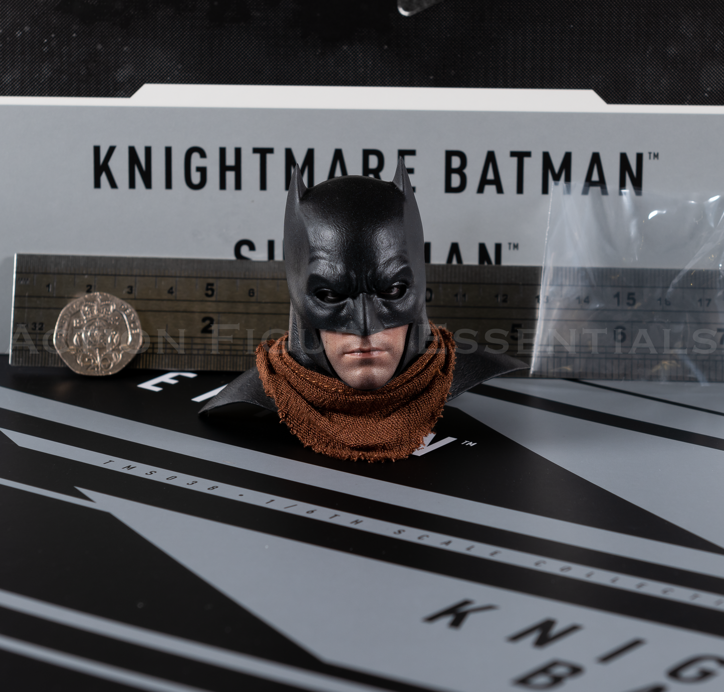 Hot Toys Knightmare Batman Head Cowl Face Plates Scarf TMS038 Justice League 1/6