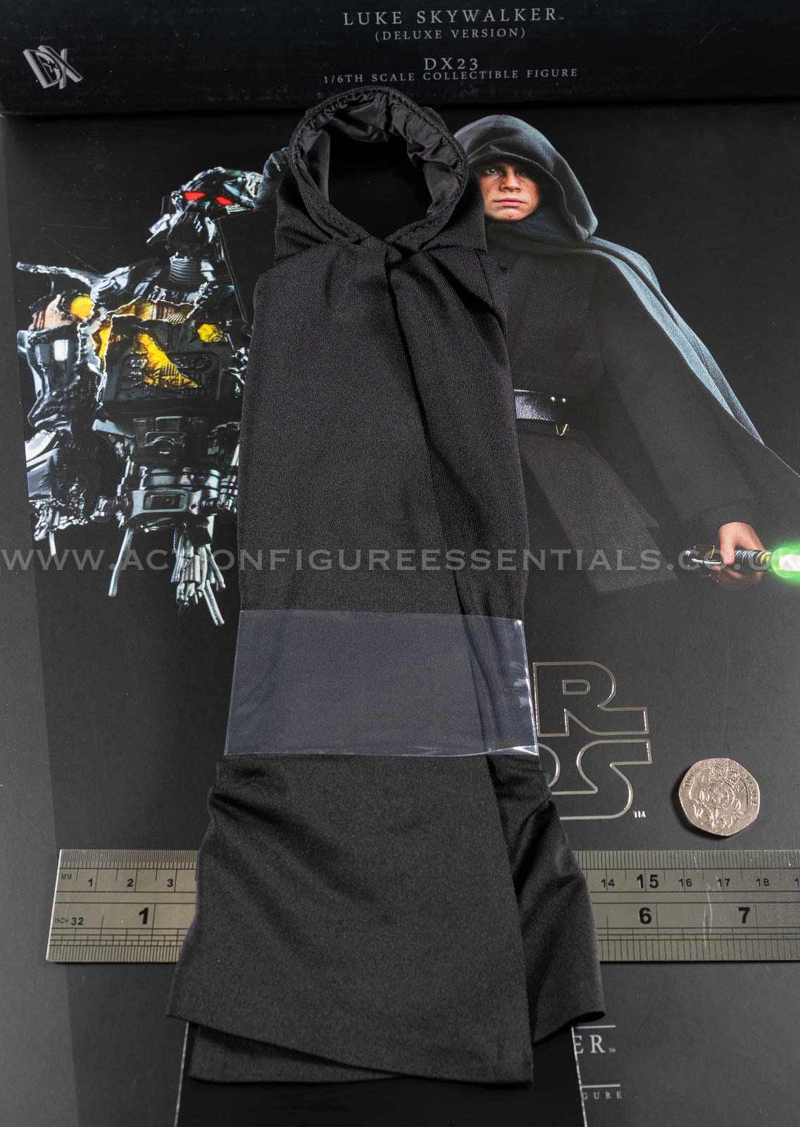 Hot Toys Star Wars Luke Skywalker Jedi Cloak Gown 1/6 DX23 The Mandalorian