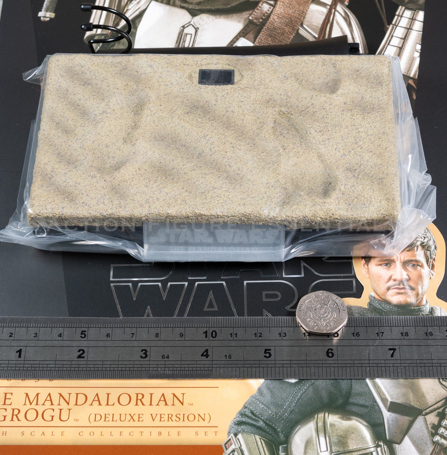 Hot Toys Star Wars The Mandalorian Display Stand TMS052 Deluxe 1/6 Scale