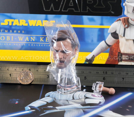Star Wars Hot Toys Obi Wan Kenobi Head Sculpt Clone Wars TMS095 1/6 Part Clone Trooper