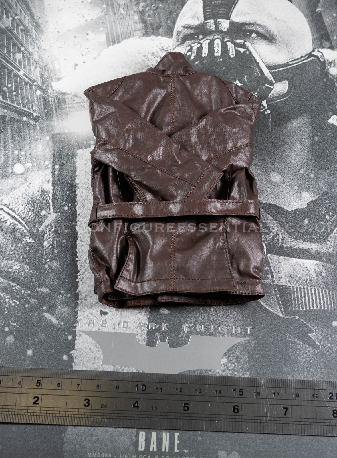 Hot Toys Bane Brown (Leather Style) Jacket MMS689 Batman The Dark Knight DC