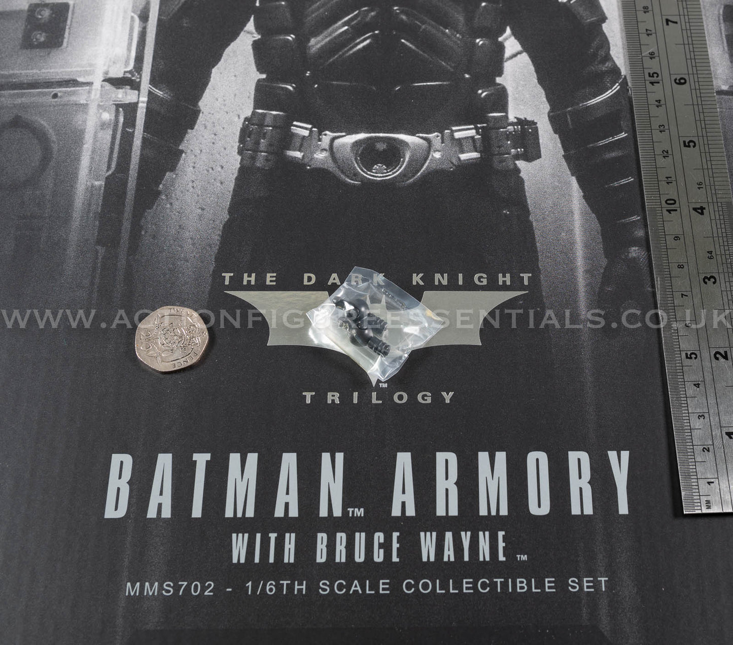 Hot Toys Batman Wrist Pegs - Armory MMS702 1/6 Scale Parts DC Comics