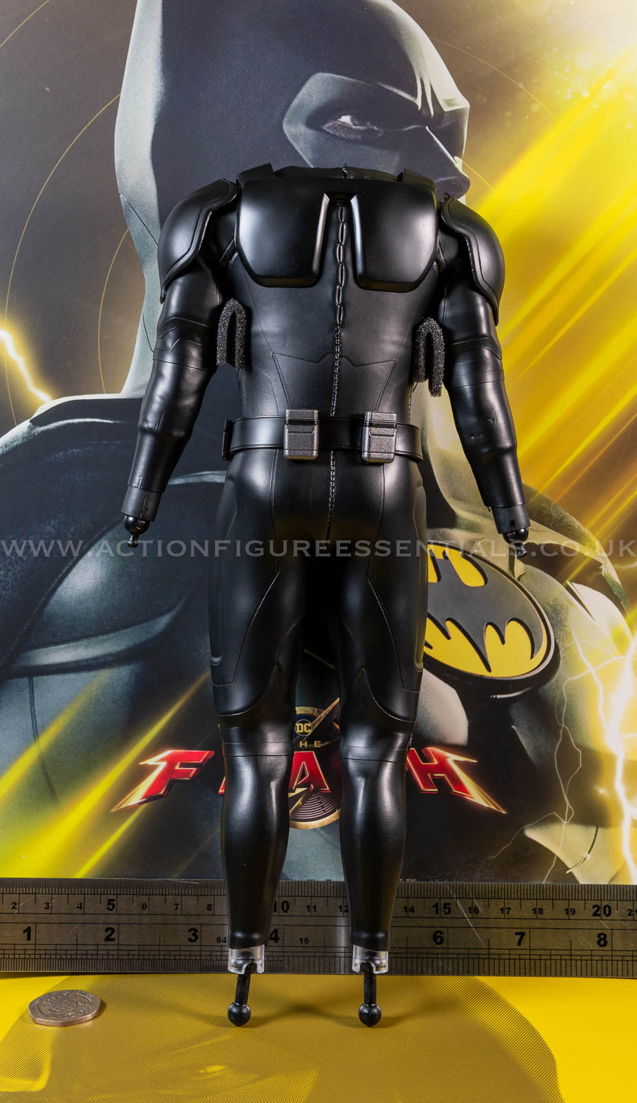 Hot Toys - Batman - Batman Suit & Body - Michael Keaton - Modern Suit - MMS712 - 1:6 Loose Parts