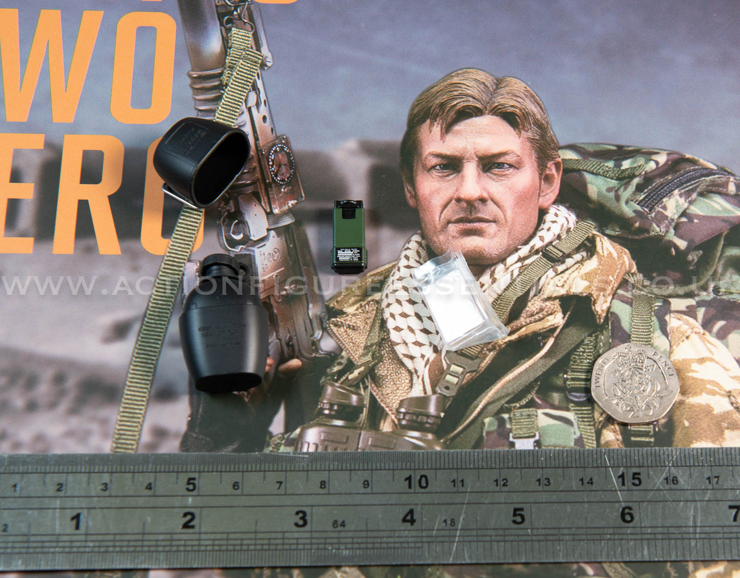 Bravo Two Zero SAS - Compass MS2000 Strobe Canteen Bottle Set - 1/6 - Sean Bean British Army Special Air Service Gulf War 1991 - DAMTOYS - DAM 78098 - Loose Parts