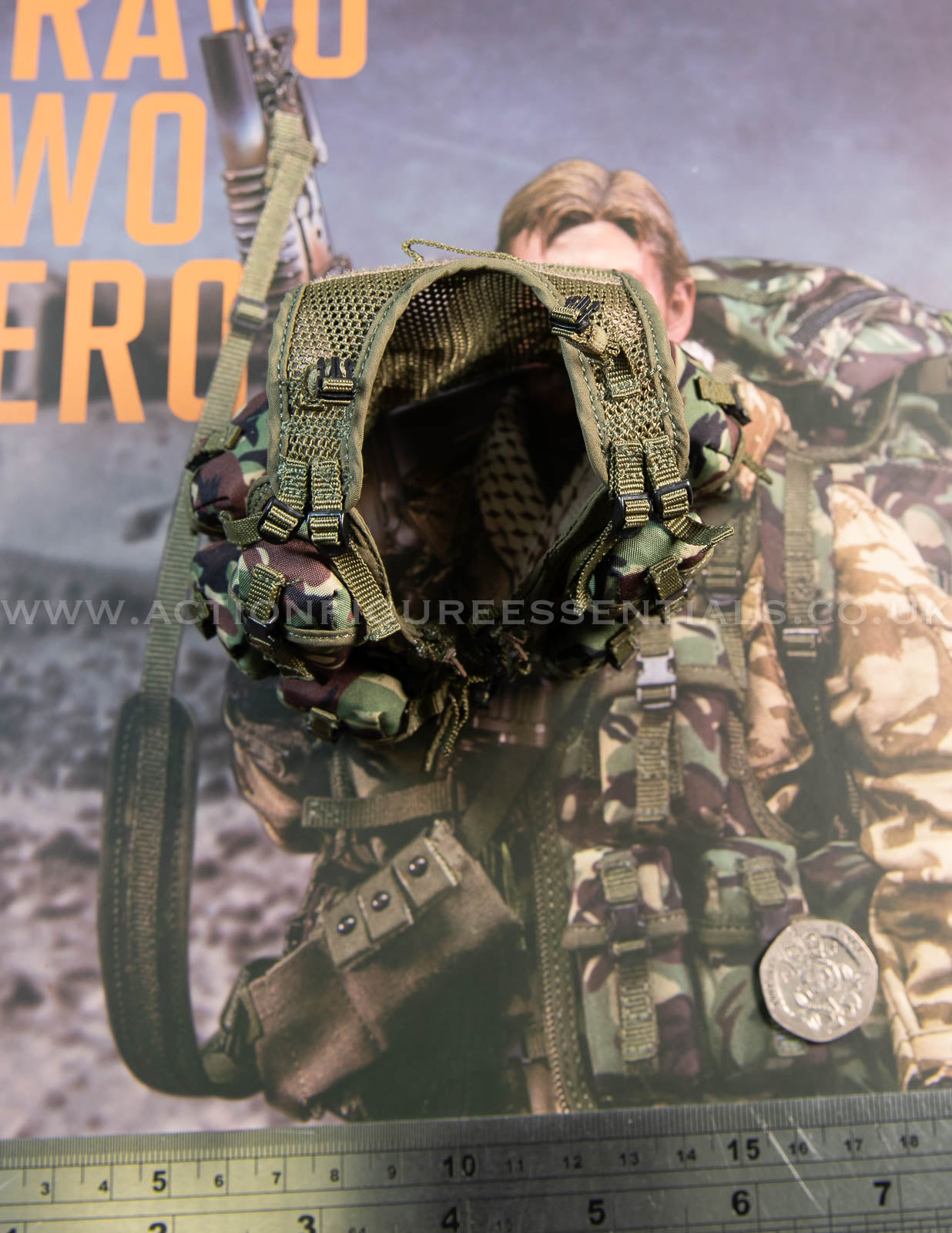 Bravo Two Zero SAS - British Army DPM Camo Combat Vest - 1/6 - Sean Bean British Army Special Air Service Gulf War 1991 - DAMTOYS - DAM 78098 - Loose Parts