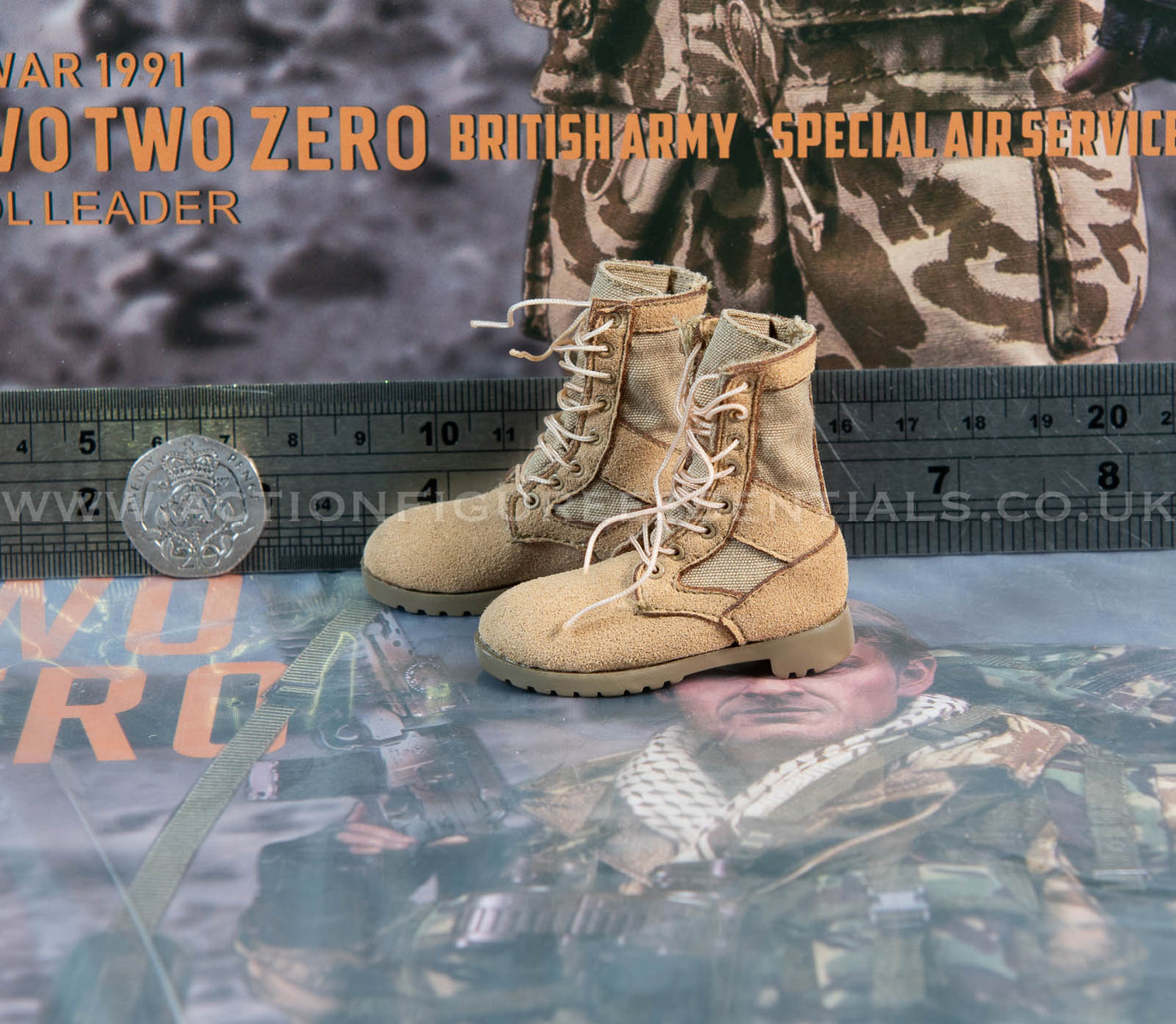 Bravo Two Zero SAS - British Army Desert Boots - 1/6 - Sean Bean British Army Special Air Service Gulf War 1991 - DAMTOYS - DAM 78098 - Loose Parts