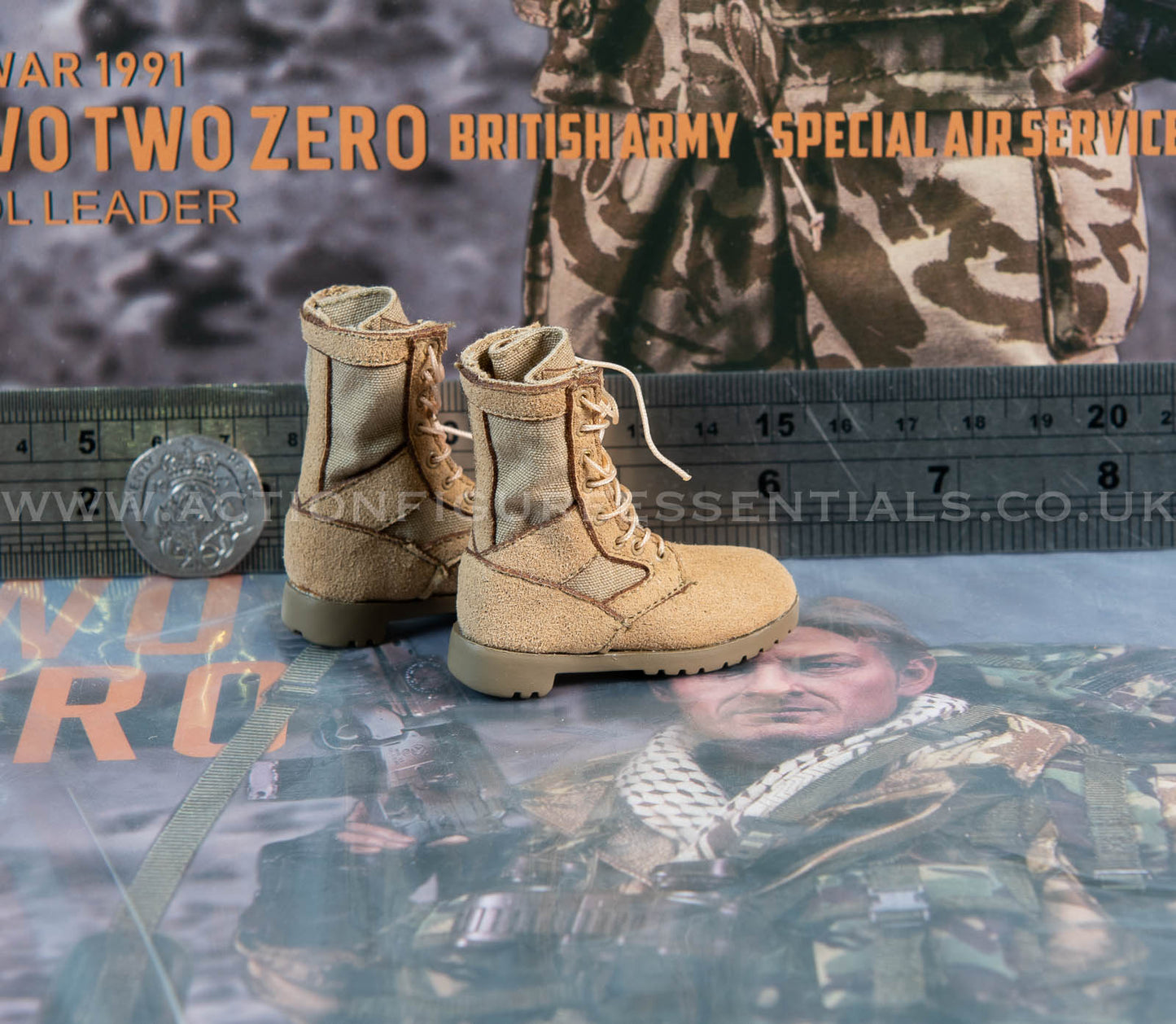 Bravo Two Zero SAS - British Army Desert Boots - 1/6 - Sean Bean British Army Special Air Service Gulf War 1991 - DAMTOYS - DAM 78098 - Loose Parts
