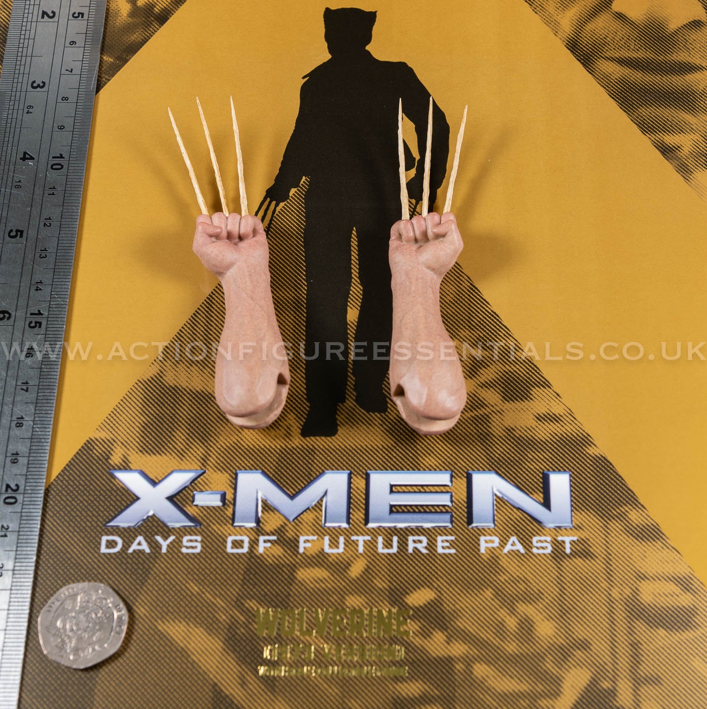 Hot Toys - Wolverine - Bone Claw Hands w Seamless Forearms - Hugh Jackman - 1973 - MMS660 Deluxe 1:6 Loose Parts