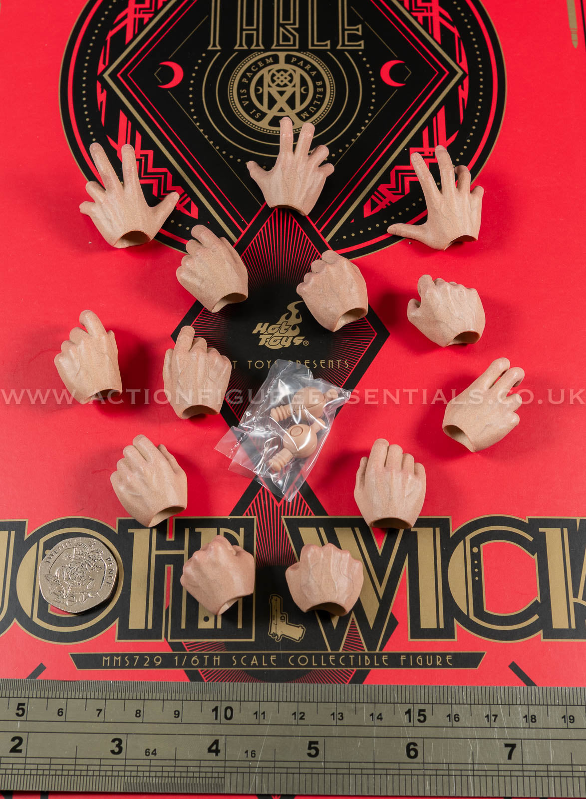 Hot Toys - John Wick - Hands w Wrist Pegs - Keanu Reeves - MMS729 1:6 Loose Parts