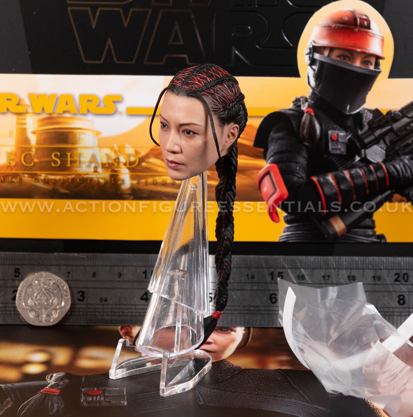 Hot Toys Fennec Shand (Ming-Na Wen) Head Sculpt - Star Wars - TMS068 - 1:6 Loose Parts