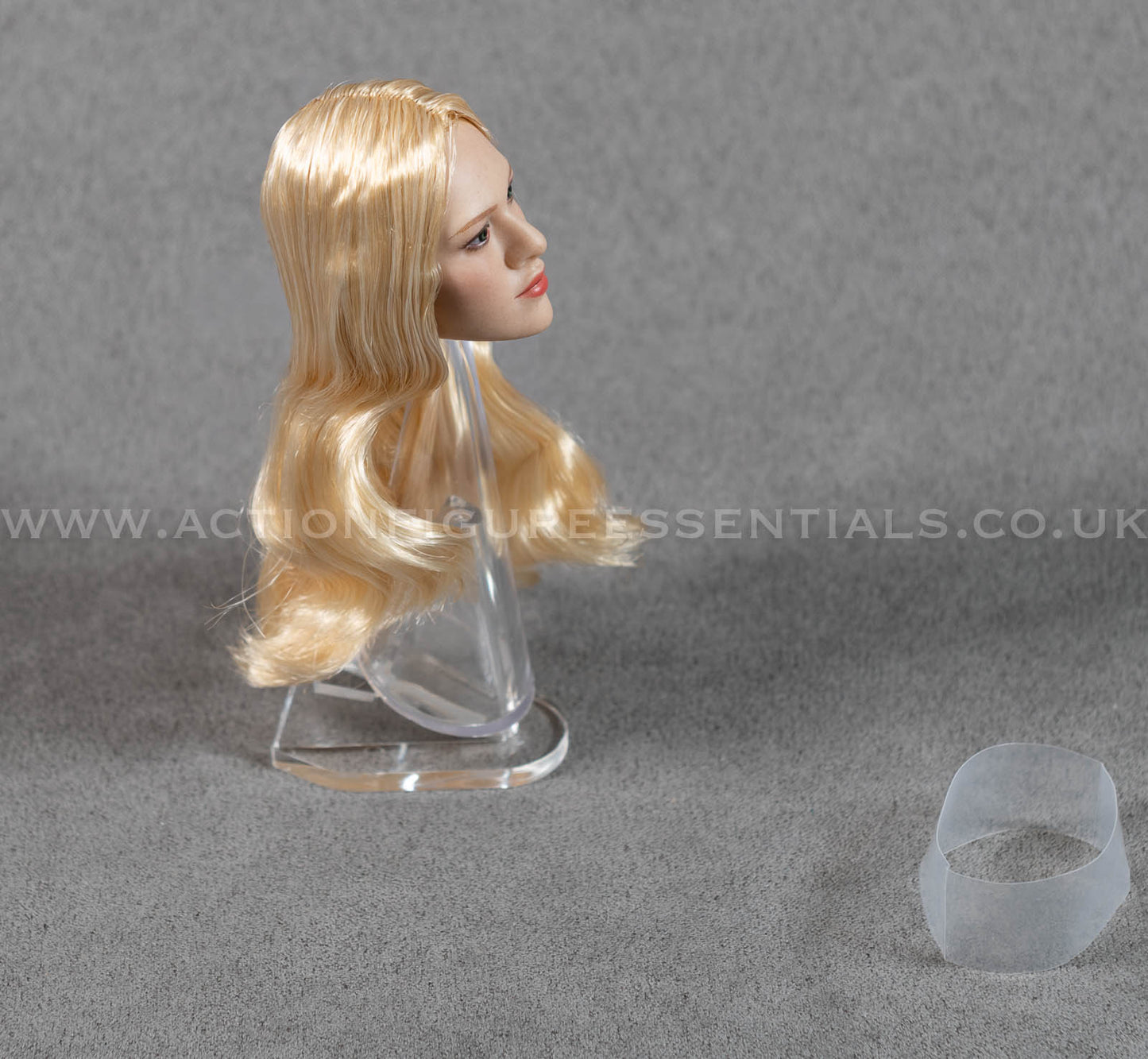 1/6 Scale Female Head Sculpt with Long Blonde Hair – Realistic Custom Head for 12" Action Figures