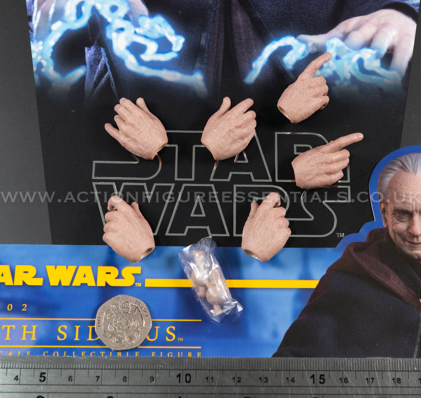 Hot Toys Emperor Palpatine Hand Set Wrist Pegs - Star Wars - Darth Sidious TMS102 - 1:6 Loose Parts