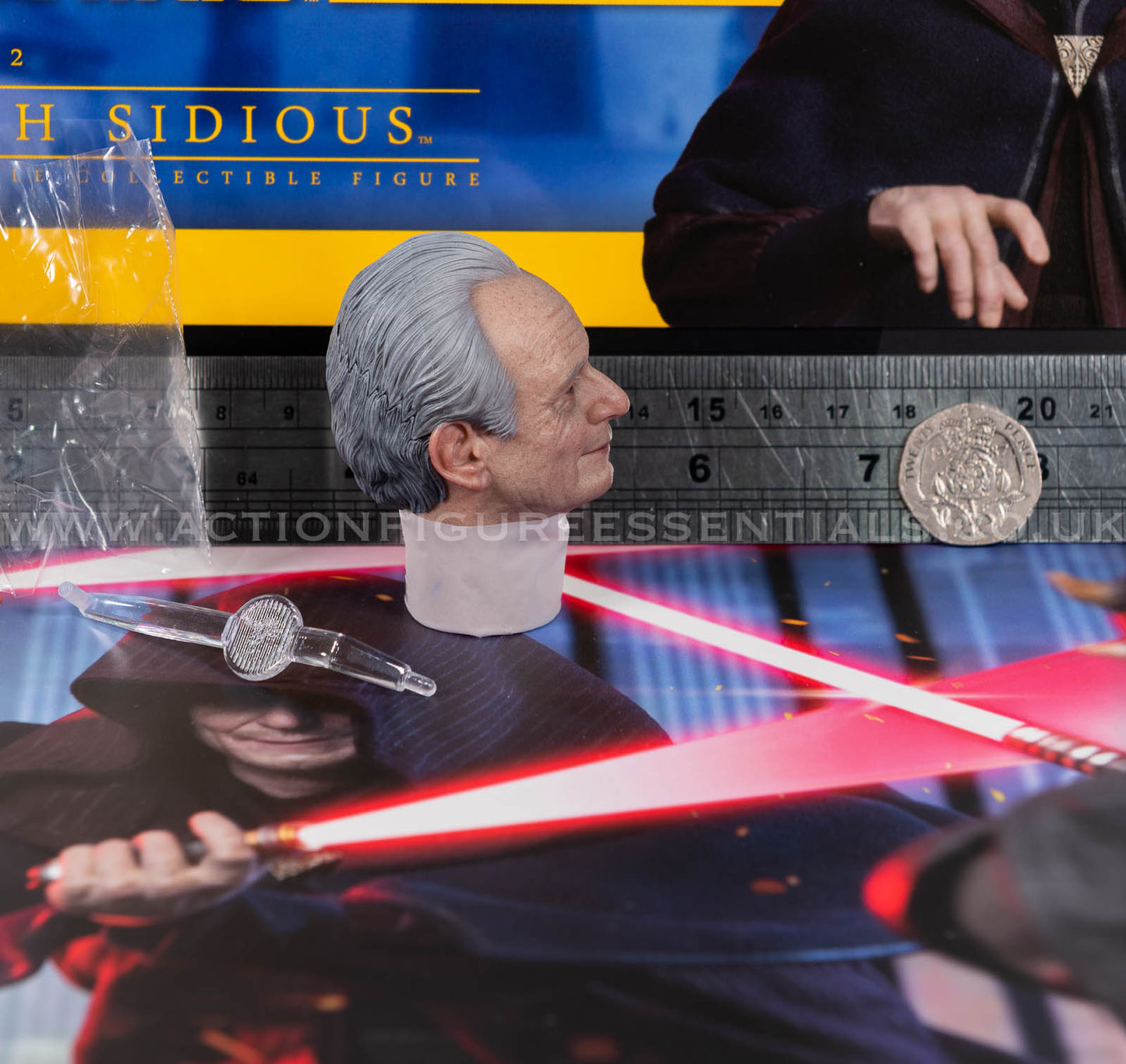 Hot Toys Emperor Palpatine Head Sculpt - Star Wars - Darth Sidious TMS102 - 1:6 Loose Parts