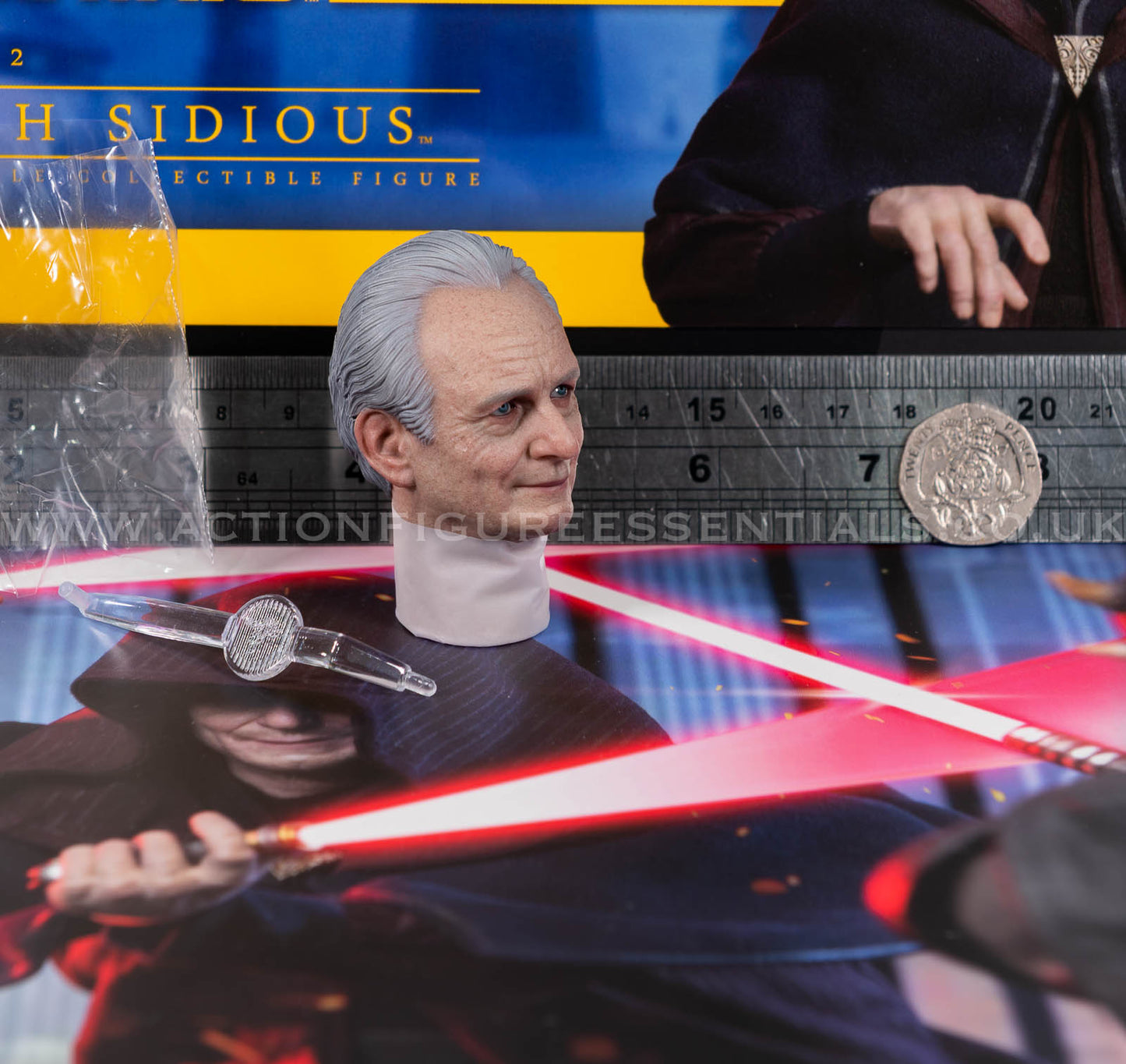 Hot Toys Emperor Palpatine Head Sculpt - Star Wars - Darth Sidious TMS102 - 1:6 Loose Parts