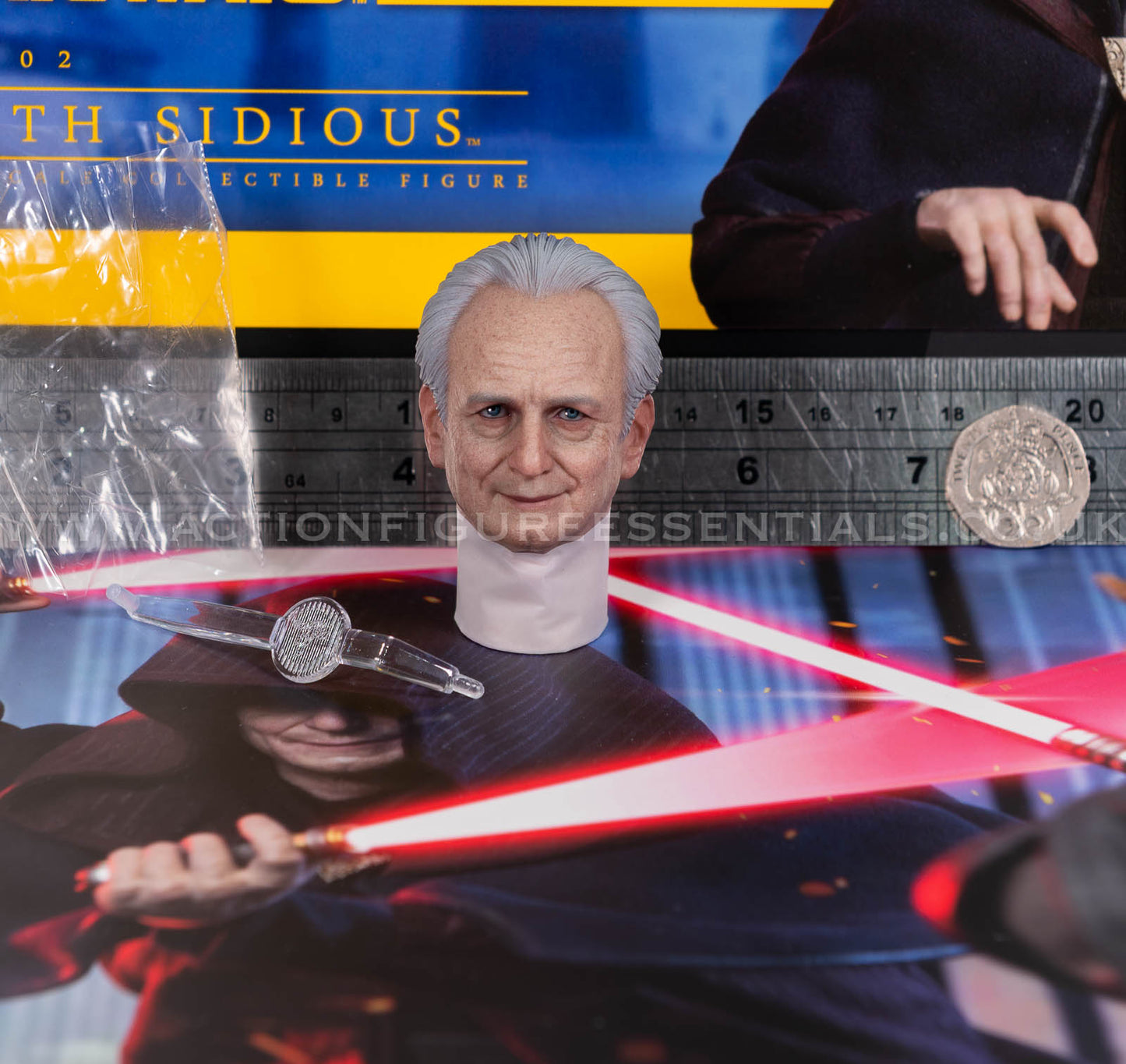Hot Toys Emperor Palpatine Head Sculpt - Star Wars - Darth Sidious TMS102 - 1:6 Loose Parts
