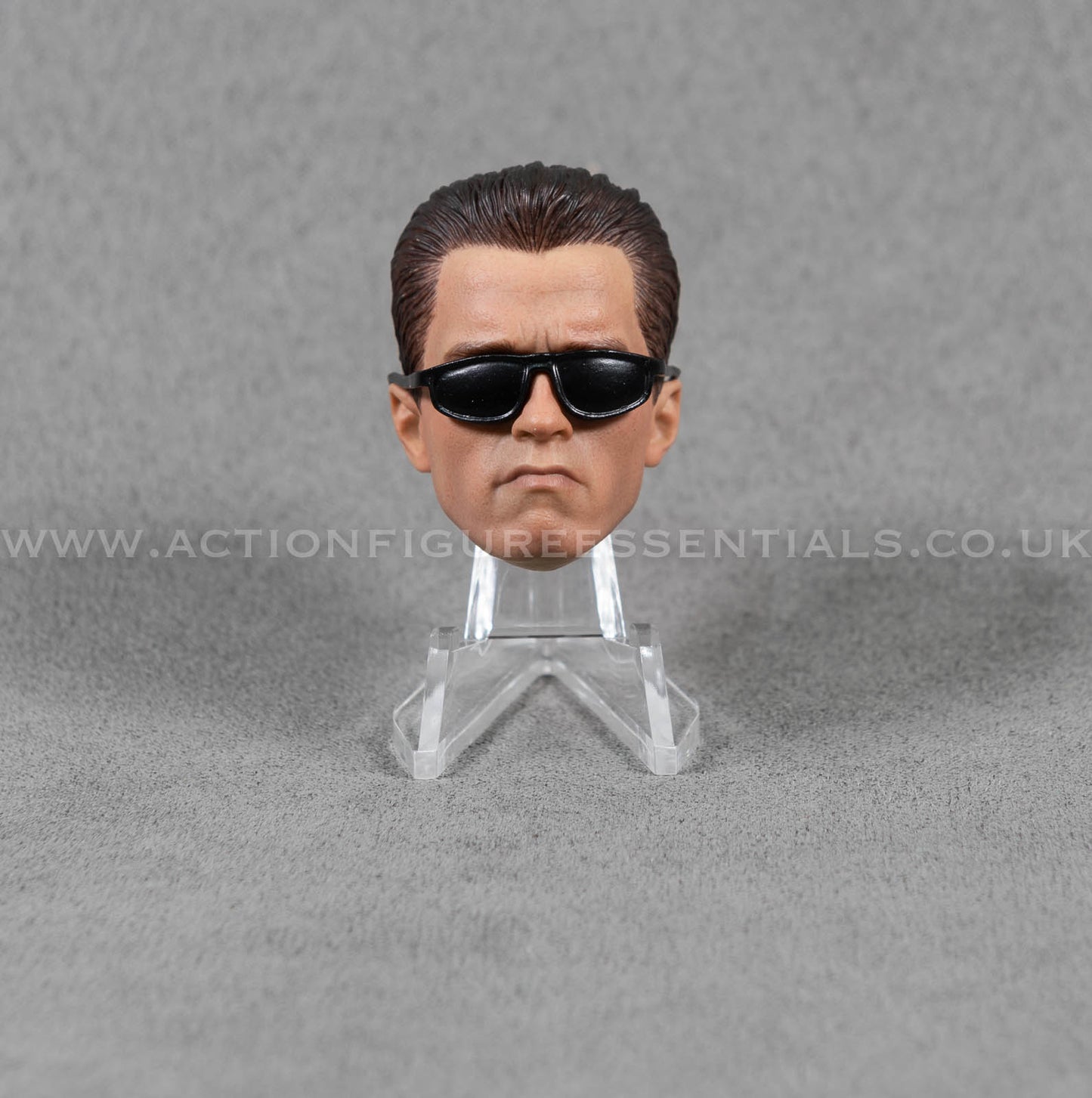 1/6 Scale Terminator 2 Arnold Schwarzenegger Head Sculpt with Sunglasses