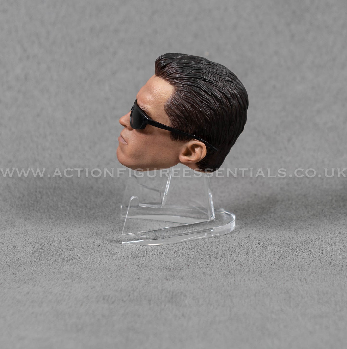 1/6 Scale Terminator 2 Arnold Schwarzenegger Head Sculpt with Sunglasses