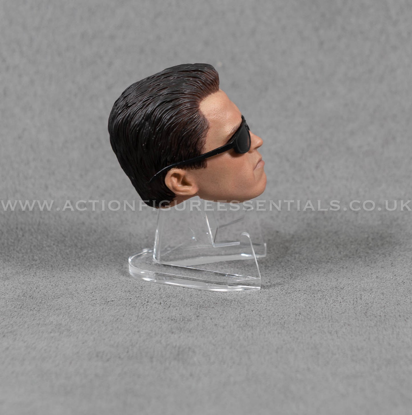 1/6 Scale Terminator 2 Arnold Schwarzenegger Head Sculpt with Sunglasses