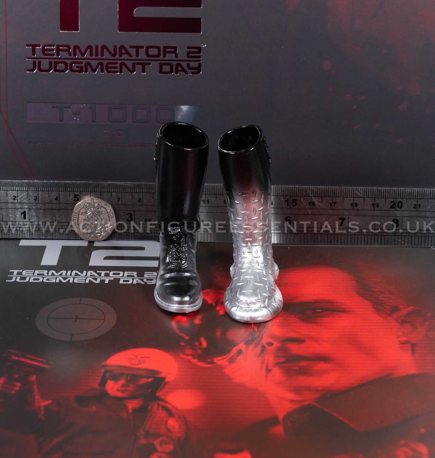 Hot Toys - T-1000 Terminator 2.0 Black Boots Liquid Metal - MMS774 - 1:6 Loose Parts