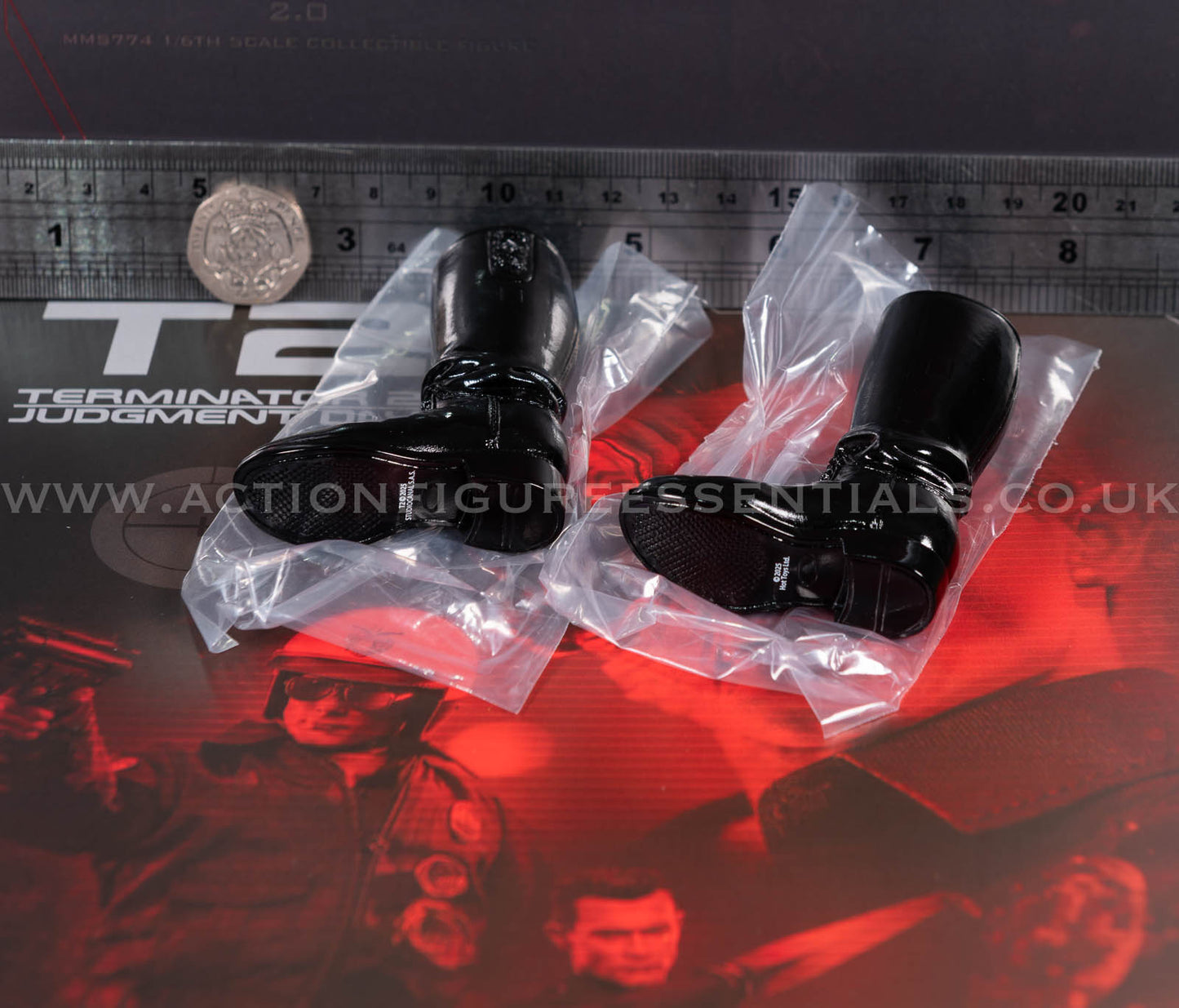 Hot Toys - T-1000 Terminator 2.0 Black Police Boots - MMS774 - 1:6 Loose Parts