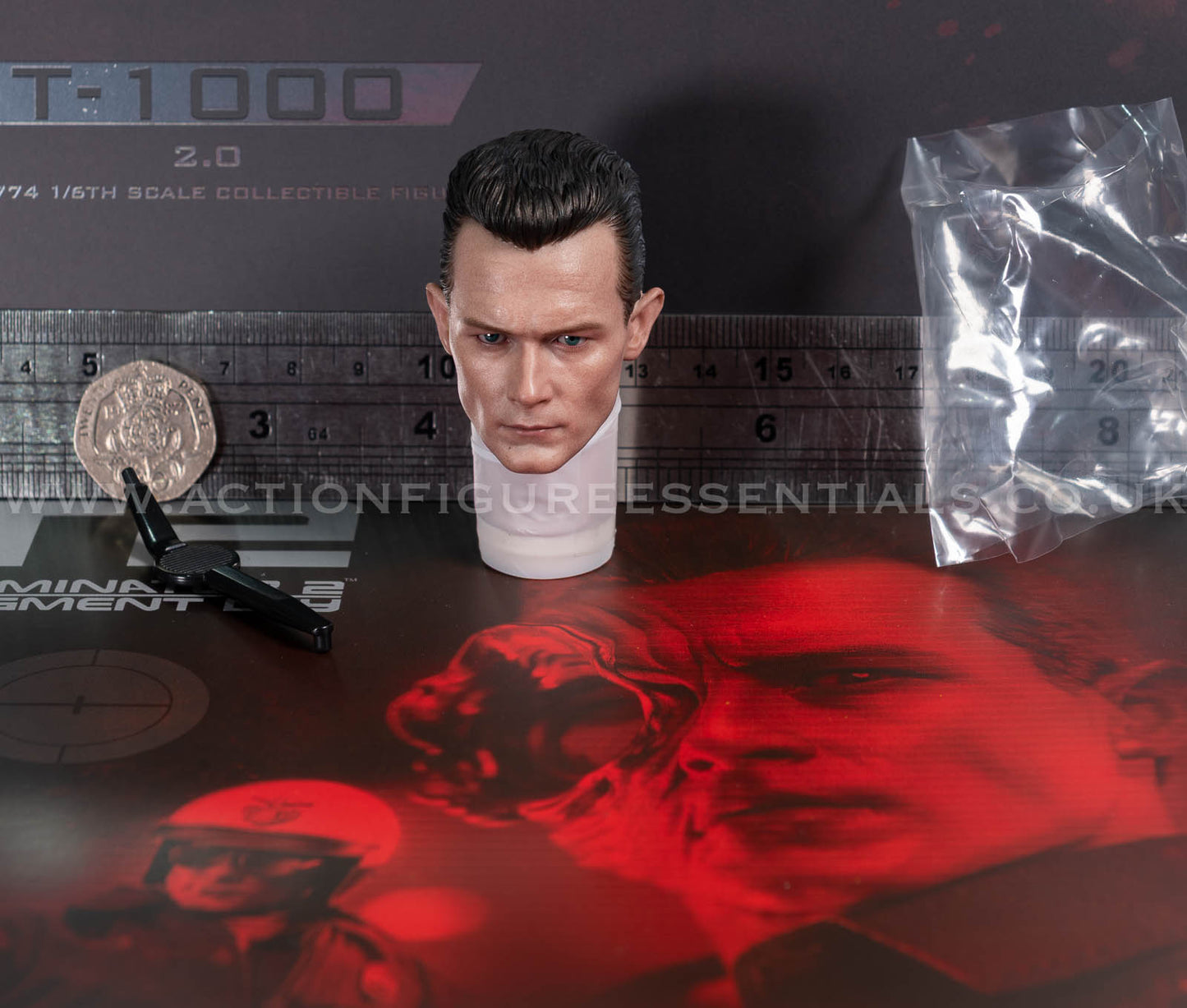 Hot Toys - T-1000 Terminator 2.0 Head Sculpt - MMS774 - 1:6 Loose Parts