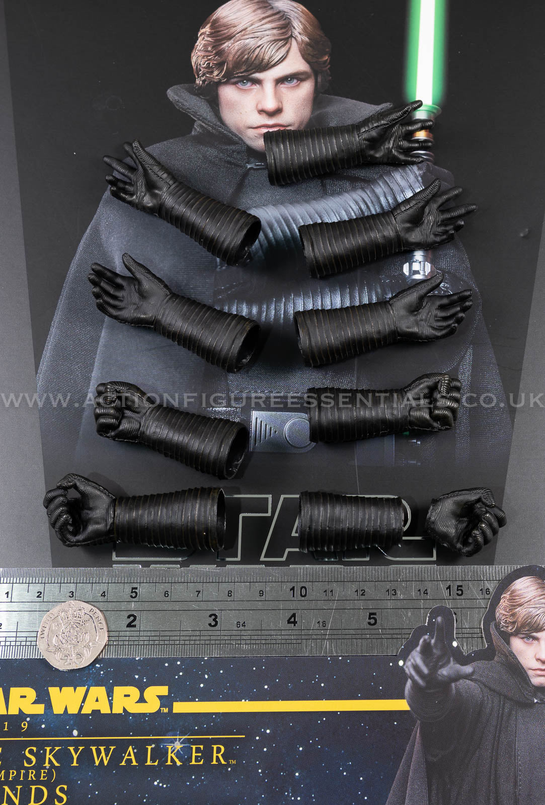 Hot Toys - Luke Skywalker Gloved Hand Set- Star Wars - CMS019 Dark Empire - 1:6 Loose Parts