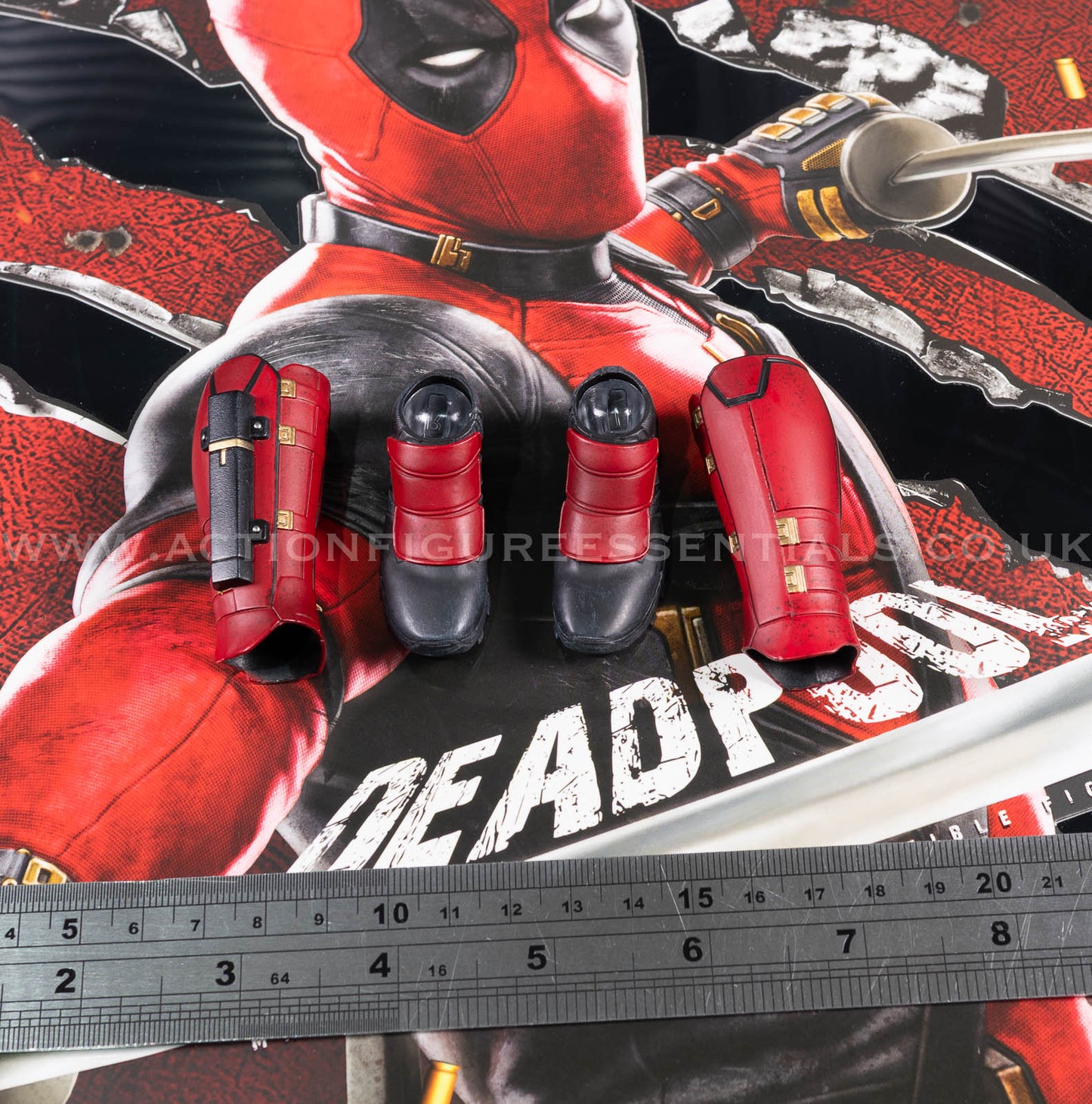 Hot Toys - Deadpool Boots Armour - MMS746 - 1:6 Scale Loose Parts