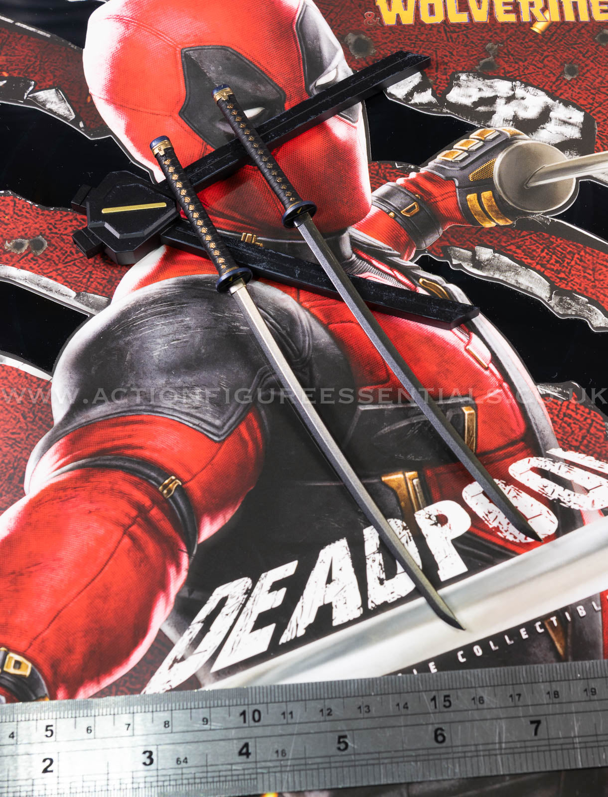 Hot Toys - Deadpool Katana Scabbard Sword Set - MMS746 - 1:6 Scale Loose Parts