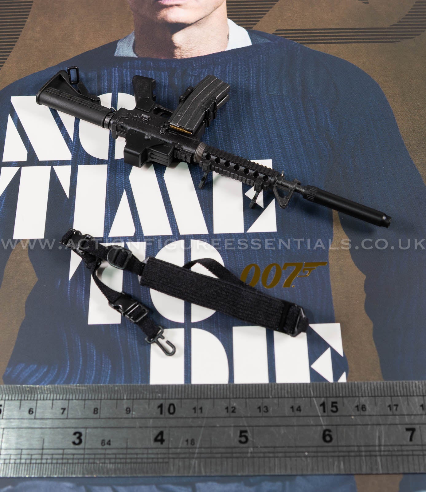 Hot Toys - James Bond 007 - CQBR Rifle - Commando - MMS804 - 1:6 Scale Parts Custom