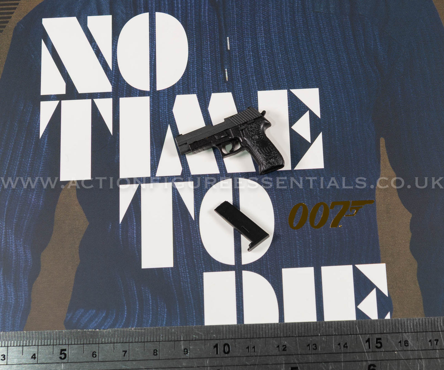 Hot Toys - James Bond 007 - SIG-Sauer P226R Pistol Gun - Commando - MMS804 - 1:6 Scale Parts Custom