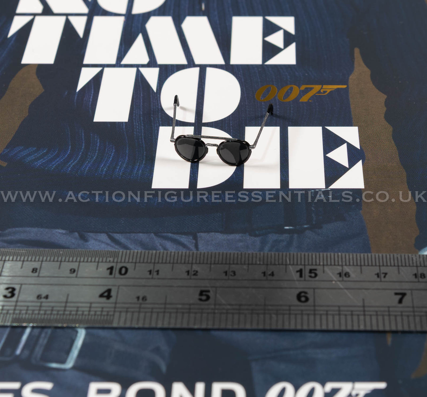 Hot Toys - James Bond 007 - Edge 1613 Sunglasses - Commando - MMS804 - 1:6 Scale Parts Custom