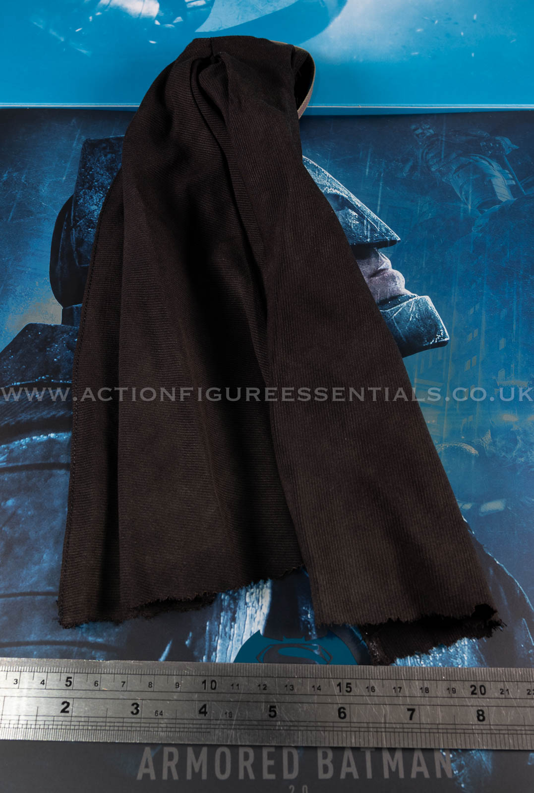 Hot Toys MMS743D63 Armored Batman 2.0 Cape & Chest Strap – 1/6 Scale