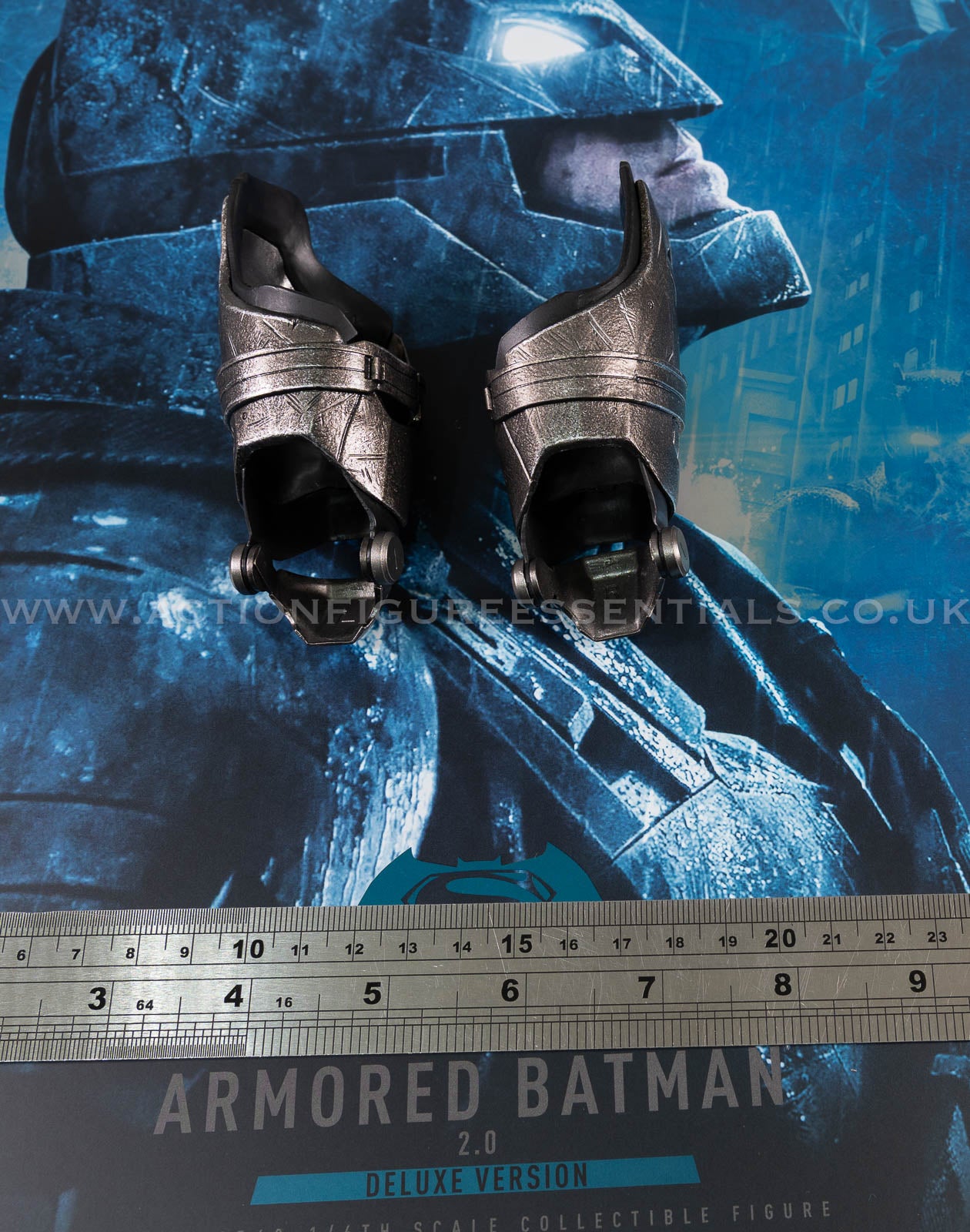 Hot Toys Armored Batman 2.0 Thigh Armour Pair 1/6 Scale Diecast Parts MMS743 Batman v Superman