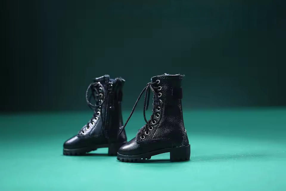 1/6 Scale Female Red Dress Outfit Set with Chest & Waist Holsters and Combat Boots – Fits 12" Action Figures