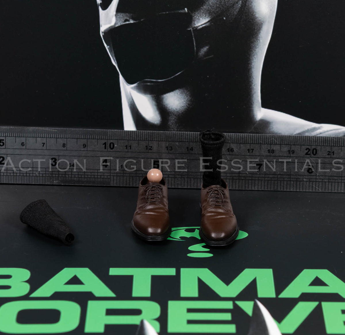 Mars Toys The Heir Bruce Wayne brown dress shoes and socks, image 24