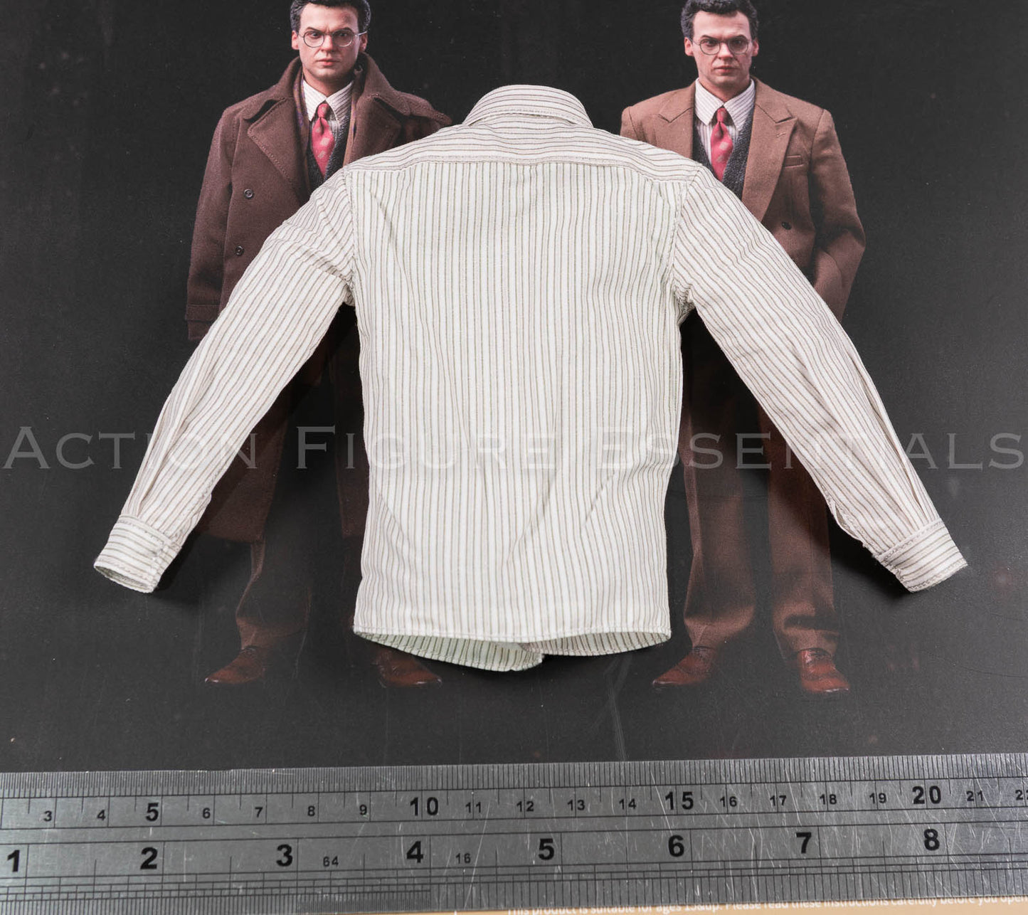 Mars Toys Mr W Batman 1989 Bruce Wayne striped shirt and patterned tie 1/6 scale