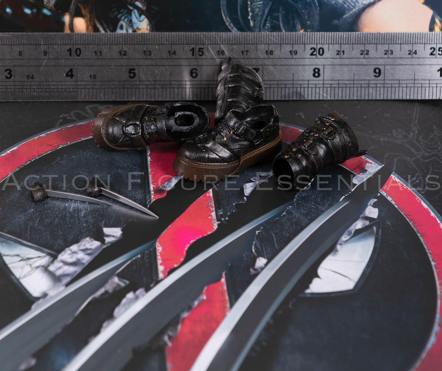Hot Toys MMS781 X-23 Black Boots with Toe Claws 1/6 Scale