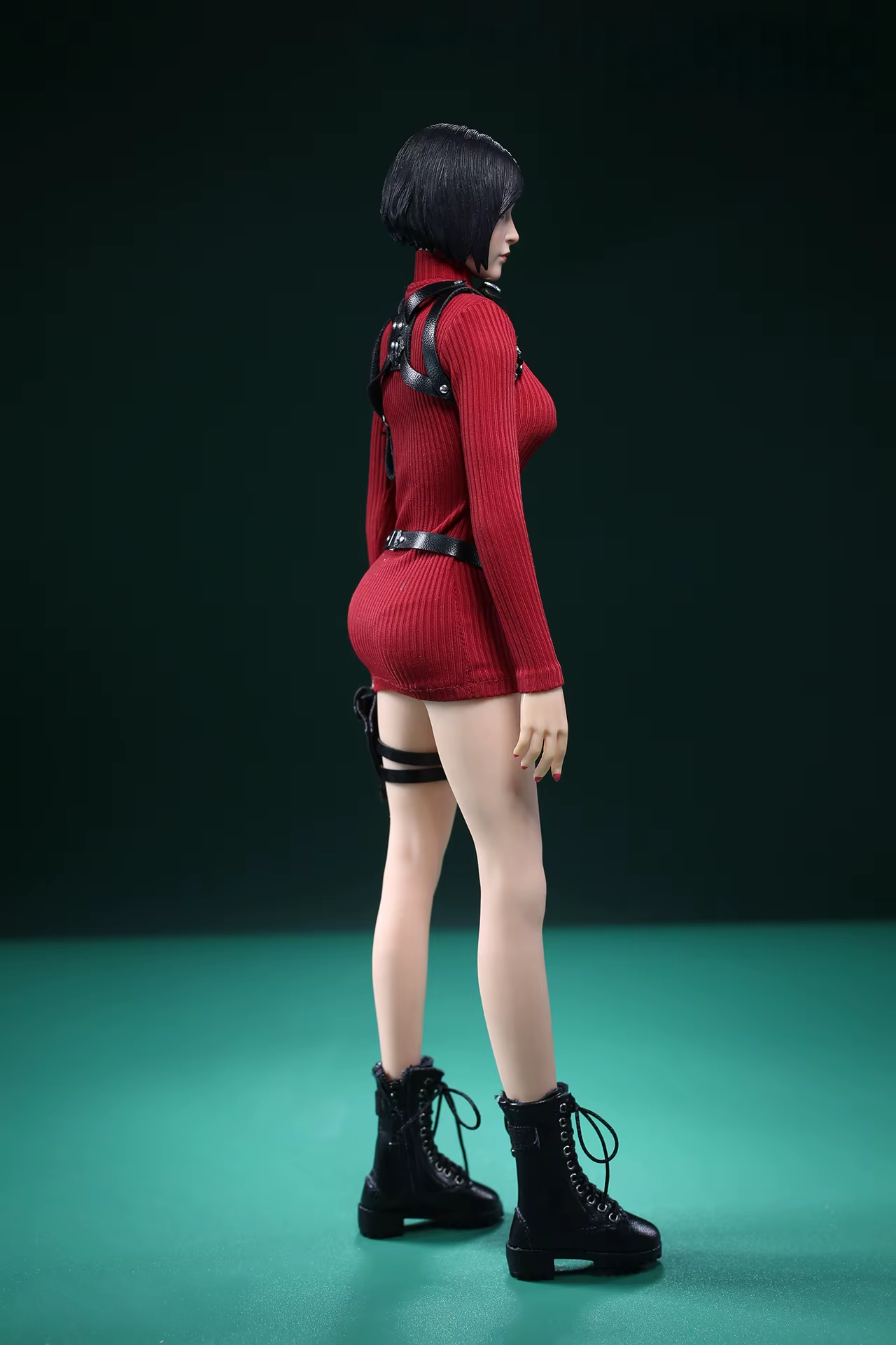 1/6 Scale Female Red Dress Outfit Set with Chest & Waist Holsters and Combat Boots – Fits 12" Action Figures