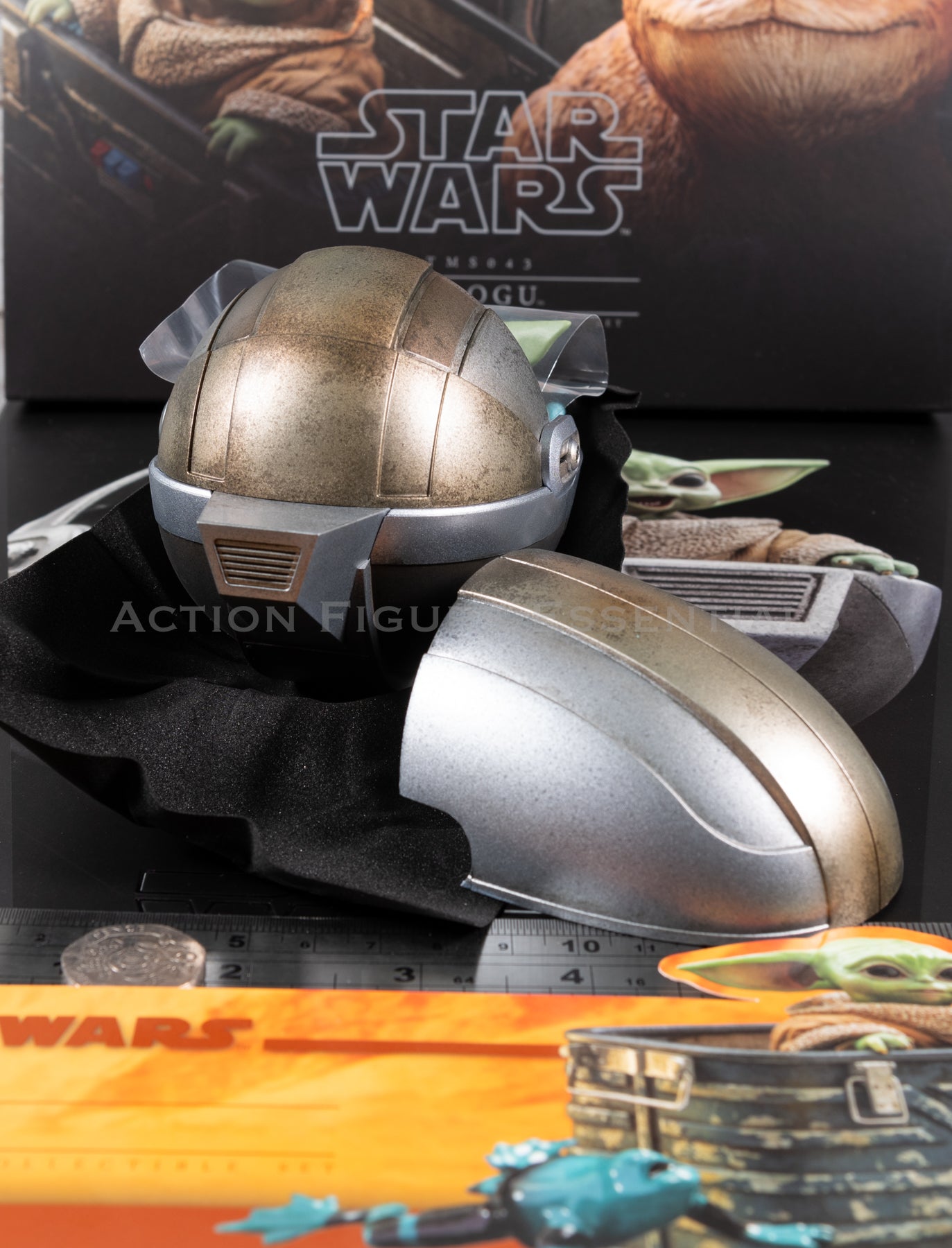 Hot Toys Star Wars Grogu & Hover Pram + Display Stand 1/6 TMS043