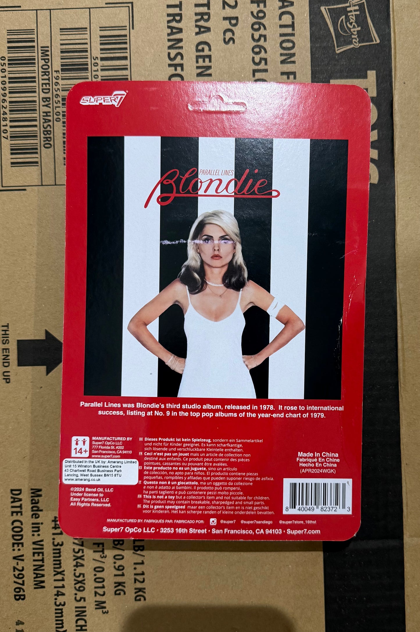 Super7 ReAction Figures Wave 1 – Debbie Harry - Blondie - (Parallel Lines) Damaged Packaging