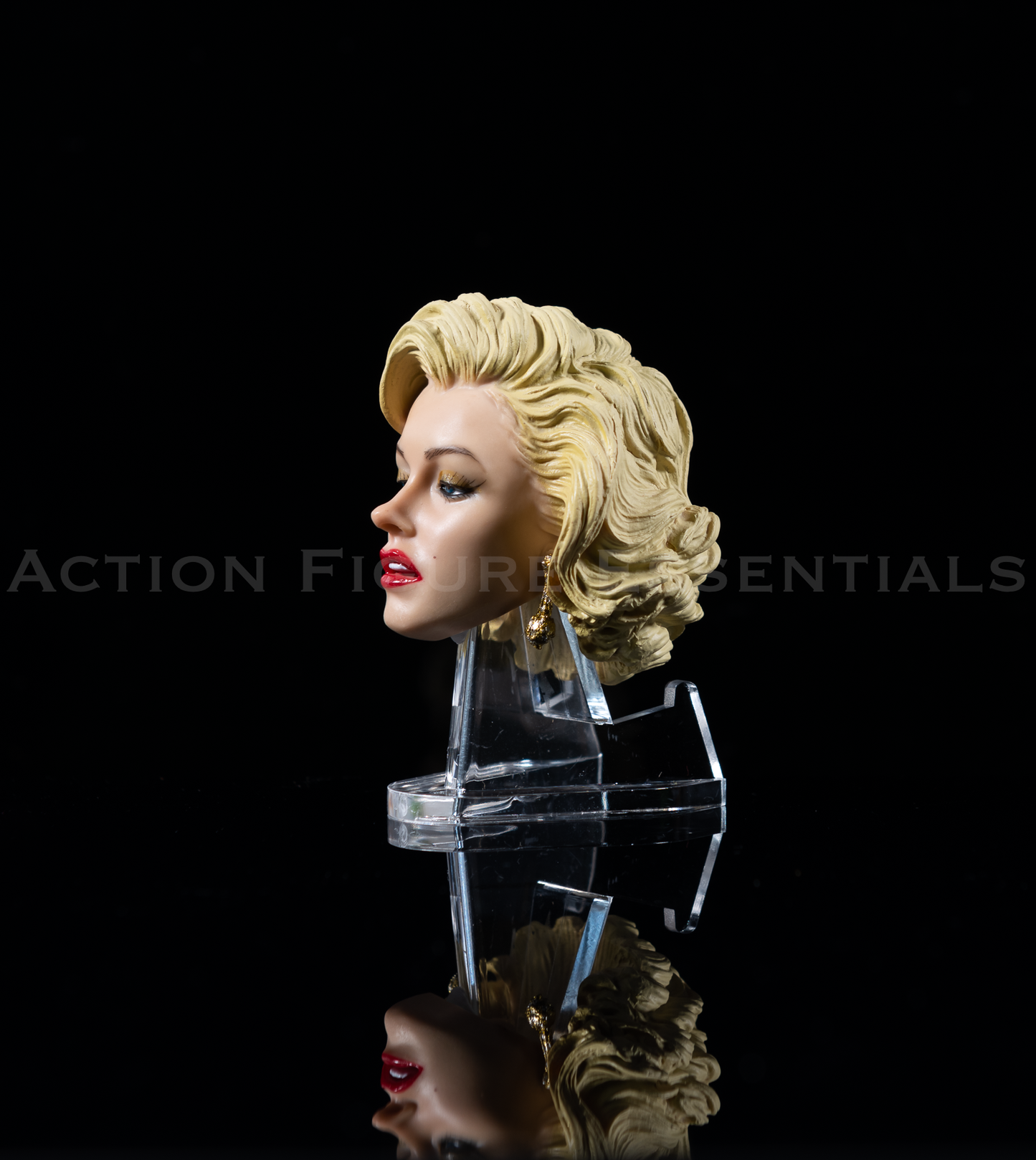 Marilyn Monroe Custom 1/6 Scale Head Sculpt - Gentlemen Prefer Blondes - 12" Female Doll