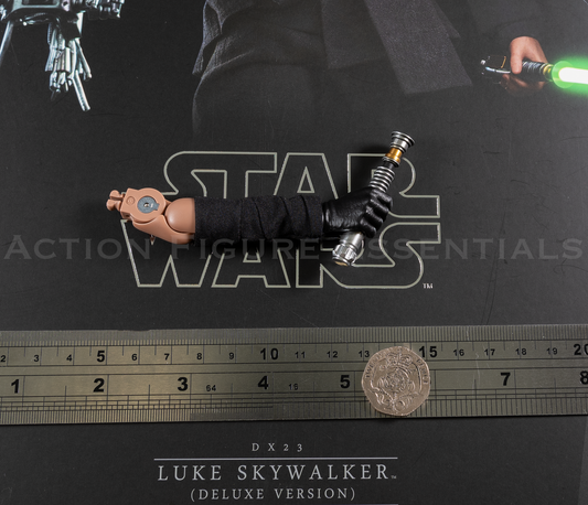 Hot Toys Star Wars Luke Skywalker LED Lightsaber Arm 1/6 DX23 The Mandalorian