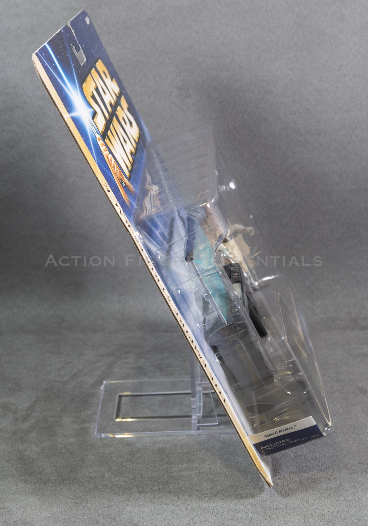 Star Wars: Empire Strikes Back - General Rieekan with Hoth Tactical Screen - 3.75" Action Figure - New Sealed Card - MOC