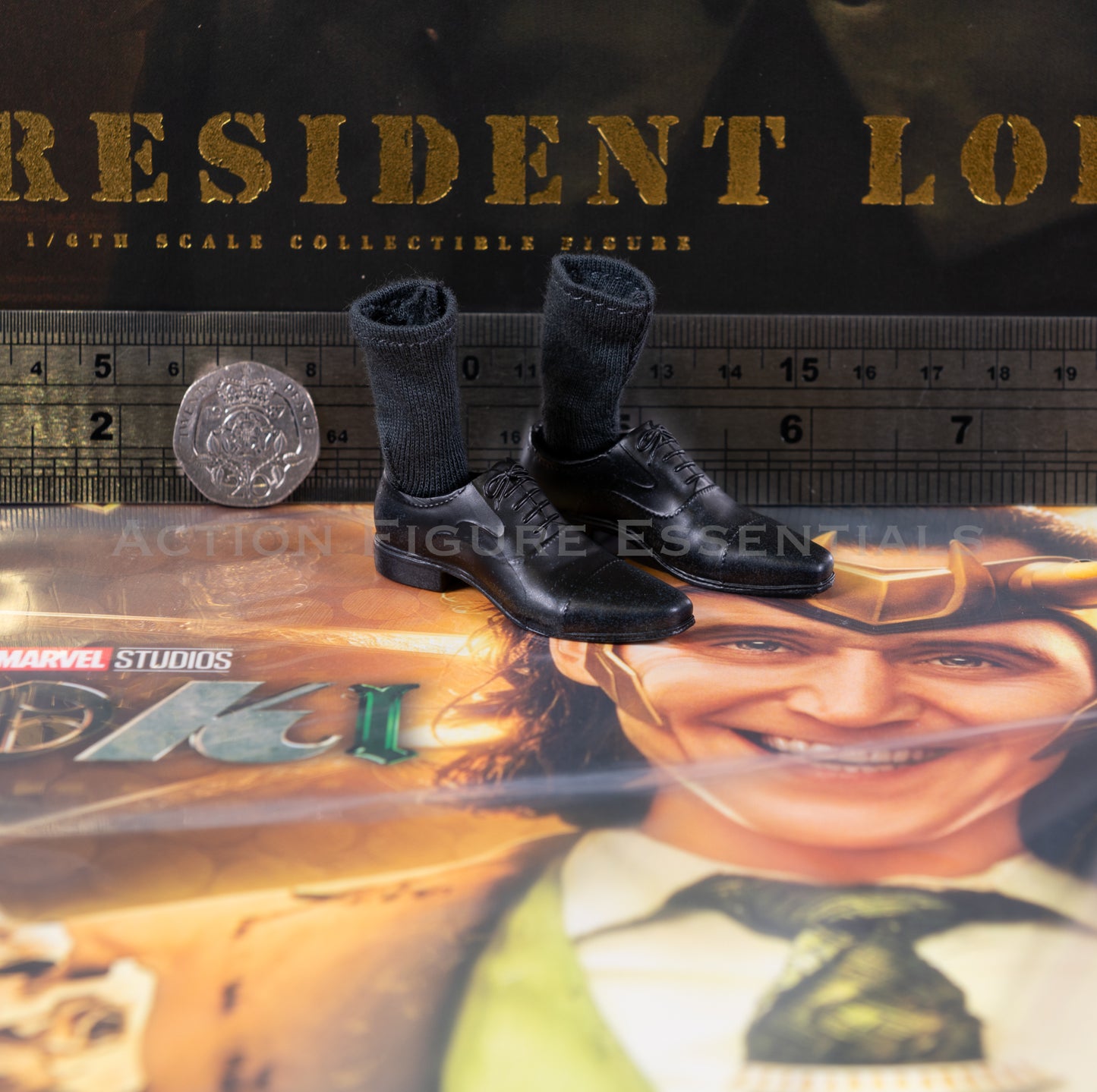 Hot Toys Loki Dress Shoes Socks Foot Pegs President TMS066 Marvel 1/6 Scale