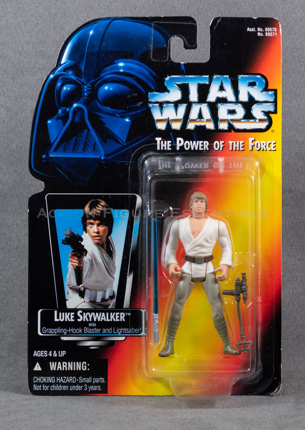 Star Wars: Power of The Force - Luke Skywalker - 3.75" Action Figure - New Sealed Card - MOC