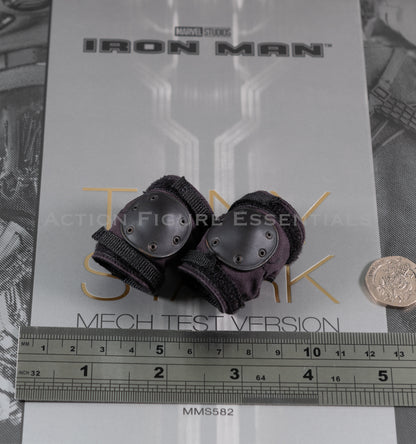 Hot Toys Tony Stark Knee Pads Mech Test Work Shop MMS582 1/6 Scale