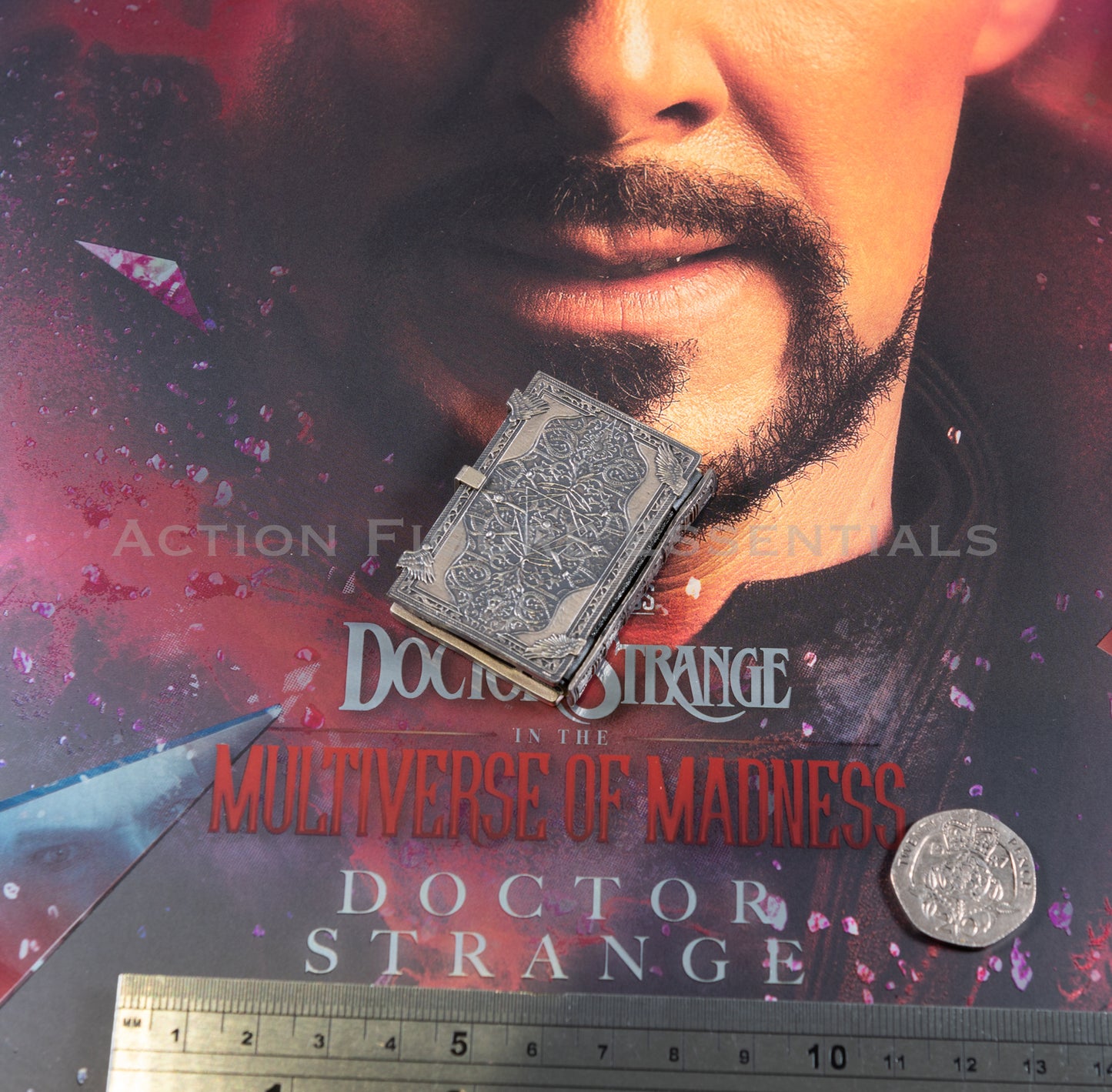 Hot Toys Dr Strange Book of Vishanti 1/6 MMS645 Multiverse of Madness Part