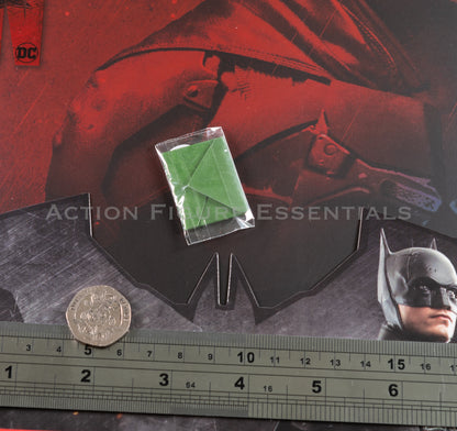 Hot Toys The Batman Riddler Card 1/6 Exclusive MMS641 Parts