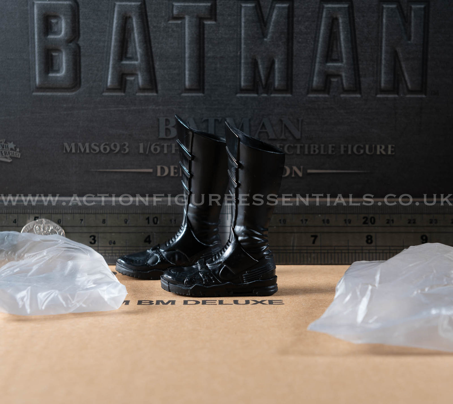 1989 Batman Hot Toys Boots MMS693 1/6 Scale Parts